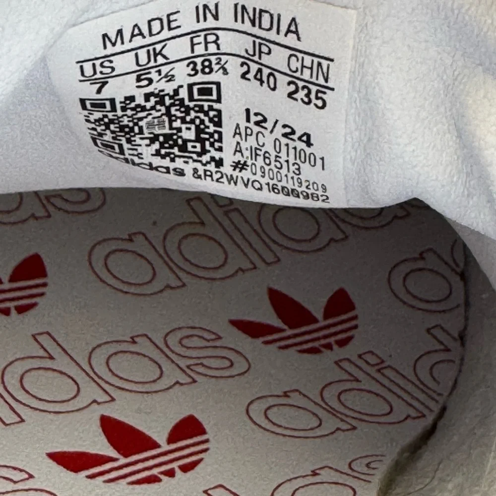 adidas Sambas. Kids White Sneakers with Red Stripes - Picture 3 of 3